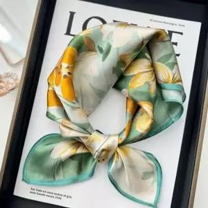 꽃패턴 실크 스카프 1P 봄 여름 패션 포인트 실크 스카프 여자 데일리 가방 여성 미니 가을