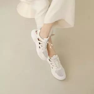 여성 봄 여름 데일리 트렌디 스니커즈 단화 운동화 여름신발 스니커즈 트렌디 봄신발 망사신발