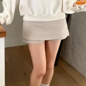 [신상오픈런]치마바지 슬림핏 딱붙 마이크로 이중 레이어드스커트 (30318498)