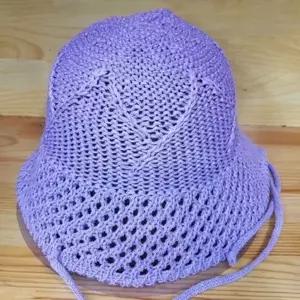 [애슬릿] 국내 생산 니트 뜨개 턱 끈 숏 챙 버킷햇