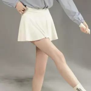 [신상오픈런]여성용 화이트 플레어 미니스커트 스포츠 속바지 (41032723)