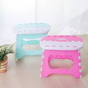 [하프클럽/셀러허브]콤팩트 플라스틱 접이식 폴딩 간이 보조 의자 스툴