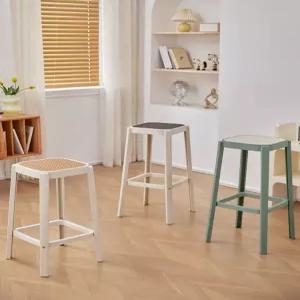 라탄 홈바의자 높은스툴 북유럽 다리긴 업소용 원목 스탠딩체어 카페 홈 식