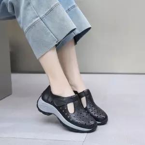 셉띠엠브레 빈티지 여자스트랩 샌들 봄여름 리얼 가죽 백 홀가먼트 라운드 펀칭 로퍼 UNO5