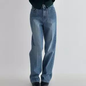 [신상오픈런]연청바지 워싱진 논스판 스트레이트진 일자데님 (29740013)