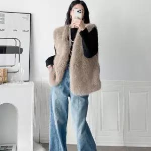 [신상오픈런]퍼베스트 브이넥 바야바 겨울 털뽀송 루즈핏 롱조끼 (28833096)