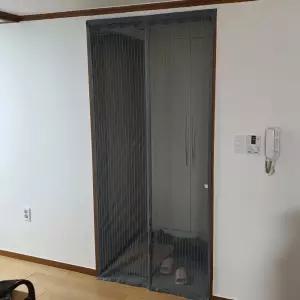 모기장 방충망 현관 스트라이프 그레이