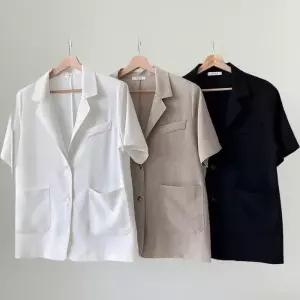 [신상오픈런]여성 여름 하객 패션 어깨 패드 반팔 투포켓 루즈핏 자켓 (36461000)