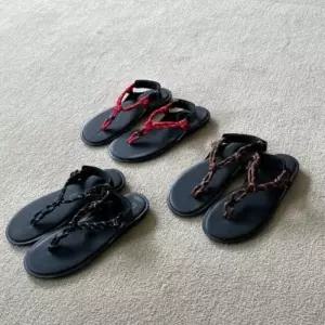 [신상오픈런]여성 독특한 튼튼한 가죽 스트랩 로프 쪼리 샌들 (39079906)