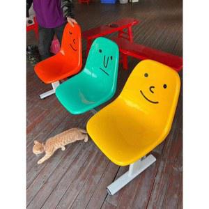 빨간 귀여운 시리즈 딸기 얼굴 표정 대형 인형 대기실 2인용 10CM 체어 3p 유리