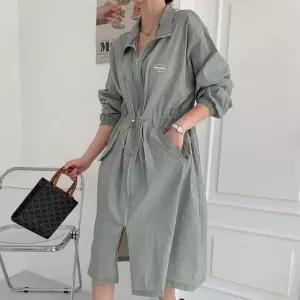 [하프클럽/셀러허브_여성트랜드패션]빅사이즈 603 에버쭈리바스락롱집업 DPO