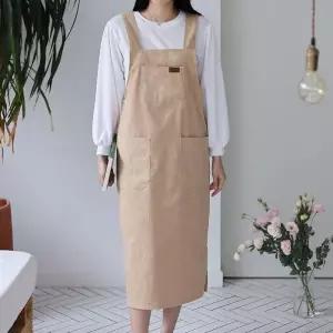 [신상오픈런]여성 코듀로이 대형 주머니 트임 멜빵 긴 원피스 가을용 (41564618)