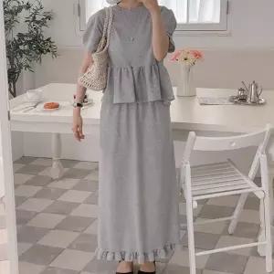 [신상오픈런]여성 프릴 H라인 롱스커트 뒷트임 코튼 여름 밴딩 (39079172)