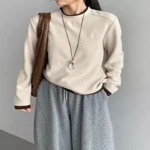 여사친 모직 투피스 트렌디 아이템 티 라운드넥 겨울방학 차이나 하트 자수셔츠 HT4