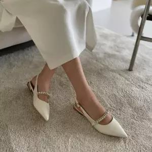 [신상오픈런]큐빅 블링 뾰족코 여성스러운 낮은굽 슬링백 구두 (30222009)