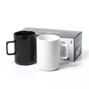 블랙 화이트 머그컵(2P세트) 커피잔 물컵 찻잔 카페 감성 손잡이 도자기