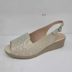 [에스콰이아]여성 발편한 4cm 보석 장식 컴포트 통굽 샌들PFCMSD662_JK