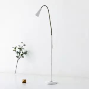 마켓비 장스탠드 조명 거실 침실 독서등 안방 화이트