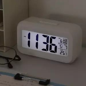 수험생 알람시계 소형 디지털 무소음 LCD 야광 탁상시계