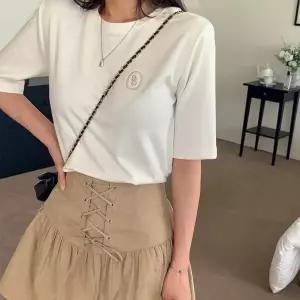 [하프클럽/]여성 편한 레이온 U넥 반팔티