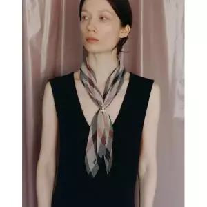 갤러리아 DCSC6E310W2 닥스 체크 플리츠 스카프＆링 세트