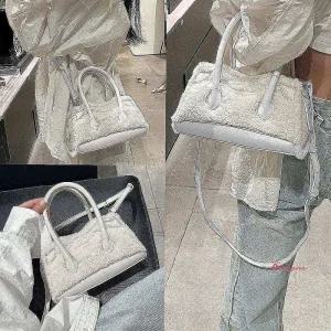 퍼스노우투웨이백 트웨이가방 손 토트가방 크로스백 토트손pqr758