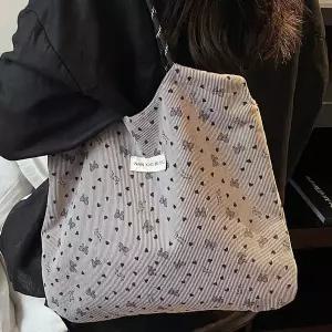 [셀러에이드]베이직 하트리본 에코백 코듀로이 숄더백