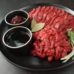 한우 1등급 소문난 육회와 육사시미 세트