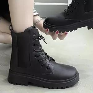 앵클부티겨울구두 여성 사이드 밴딩 첼시부츠 레이스업워커 블랙