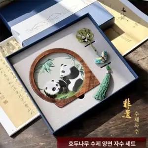 매력적인 수작업 팬더 장식품 야외 피규어 마당 선반 모형 조형물