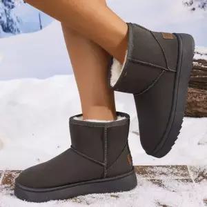 여자 2컬러 퍼 안감 겨울 따뜻한 귀여운 털부츠 숏 여자부츠 로퍼 통부츠 방한화