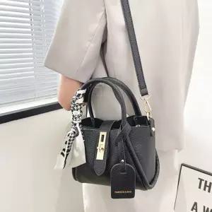 MT_24088 데일리 스카프 미니 토트 크로스백 여성 핸드백 직장인 데일리백