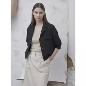 [올리비아로렌]볼륨 슬리브 솔리드 자켓 VOCFU5M4321[35750174]