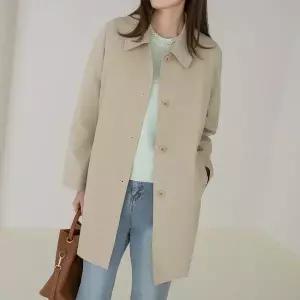 [마담4060]엄마옷 마담4060 [모던베이직]레글런하프트렌치 여성 데일리 코트 -RCO2603005-..