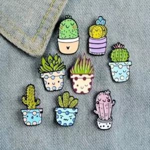 [에이치플러스몰]선인장 모양 장식 브로치 액세서리 핀 배지 코사지 핀 골드 실버