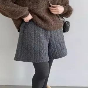 여성용 다운 도톰 와이드 허리 슬림핏 밴딩 반바지 5부 MACHI1