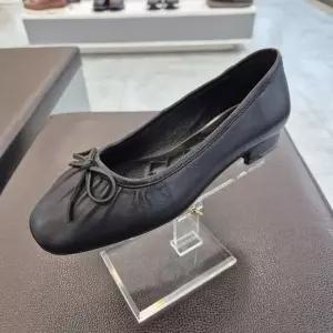 [ELCANTO]엘칸토 HC11 양가죽 여성 플랫 1CM 세미정장 플랫 펌프스 W7T3U6Q1319 (S46578457)