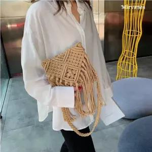 미르바네스 핸드메이드 마크라메 프린지 크로스백 여성 미니 숄더백 1738