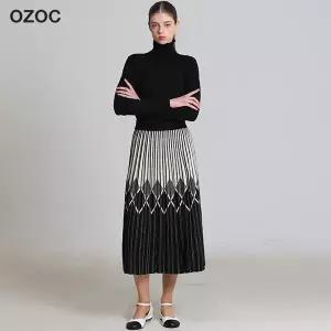 [오조크(OZOC)] 배색 다이아 플리츠 니트 스커트 (택가격: 99000원)