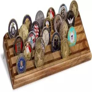 MOCAS 챌린지 코인 디스플레이 홀더 아카시아 우드 스탠드 40 미끄럼 방지 베이스가 있는 5 줄 군용 랙