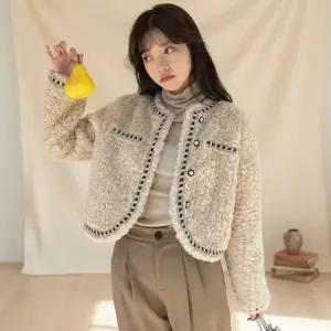 [다잇템] 여성용 소프트 밍크터치 숏코트_24596835_588872