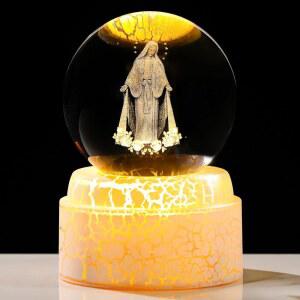 LED 회전 받침대가 있는 엔진카일 3D 성모 마리아 조각상 크리스탈 볼, 3.15인치 여성/남성 가톨릭 가정 장식용 피규어, 축복받은 어머니 기독교 휴일 및 일상적인 헌신