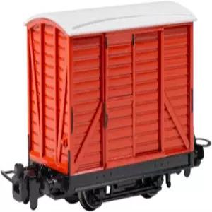 바흐만 트레인즈 - 토마스 프렌즈TM 협궤 박스 밴 RED N 스케일 트랙에서 운행되는 HO 모델