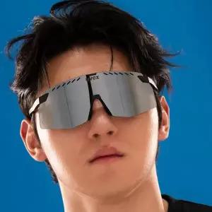 우벡스 pace stage S(스몰) 블랙매트 실버미러 스포츠 선글라스 김도영착용모델