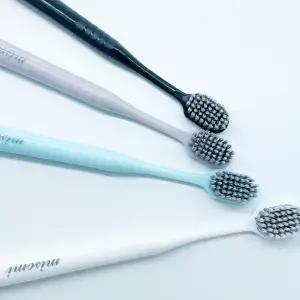 미소미 은이온 극미세모 와이드헤드 향균 칫솔 1개(그레이)