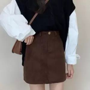 [하프클럽/다잇템]여성 일상복 코지 캐쥬얼 골덴 미니스커트