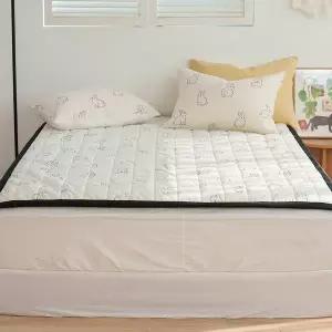 갤러리아 리빙홈 큐티버니 소프트 마이크로 이불패드 SS 카페트 러그