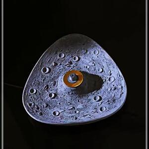 [2개구성] KNPD 지구모형 모기향거치대삼각형 챠콜 1개WZ_149 학교 교실 학원 관공서 KW9275EF