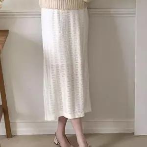 여성 봄 데일리 펀칭 레이스 밴딩 롱 스커트 (32643305)