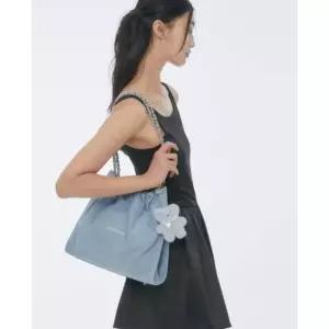 질스튜어트 뉴욕 데님 드로우스트링 체인 M사이즈 숄더백 JABA4F168B2 국내매장판 1685324